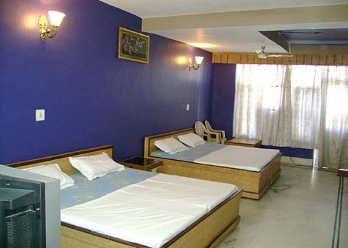 Hotel Jai Maa Chintpurni, Chintpurni 4